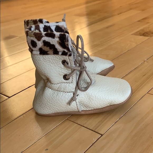 Posh Panda boots - Picture 2 of 6